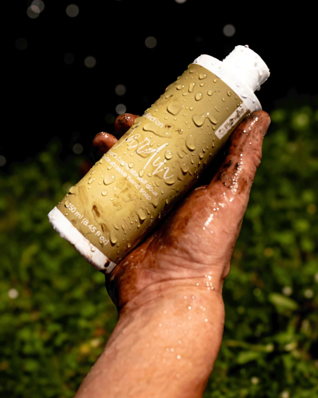 Le Savon de Marseille : Un Indispensable pour les Jardiniers